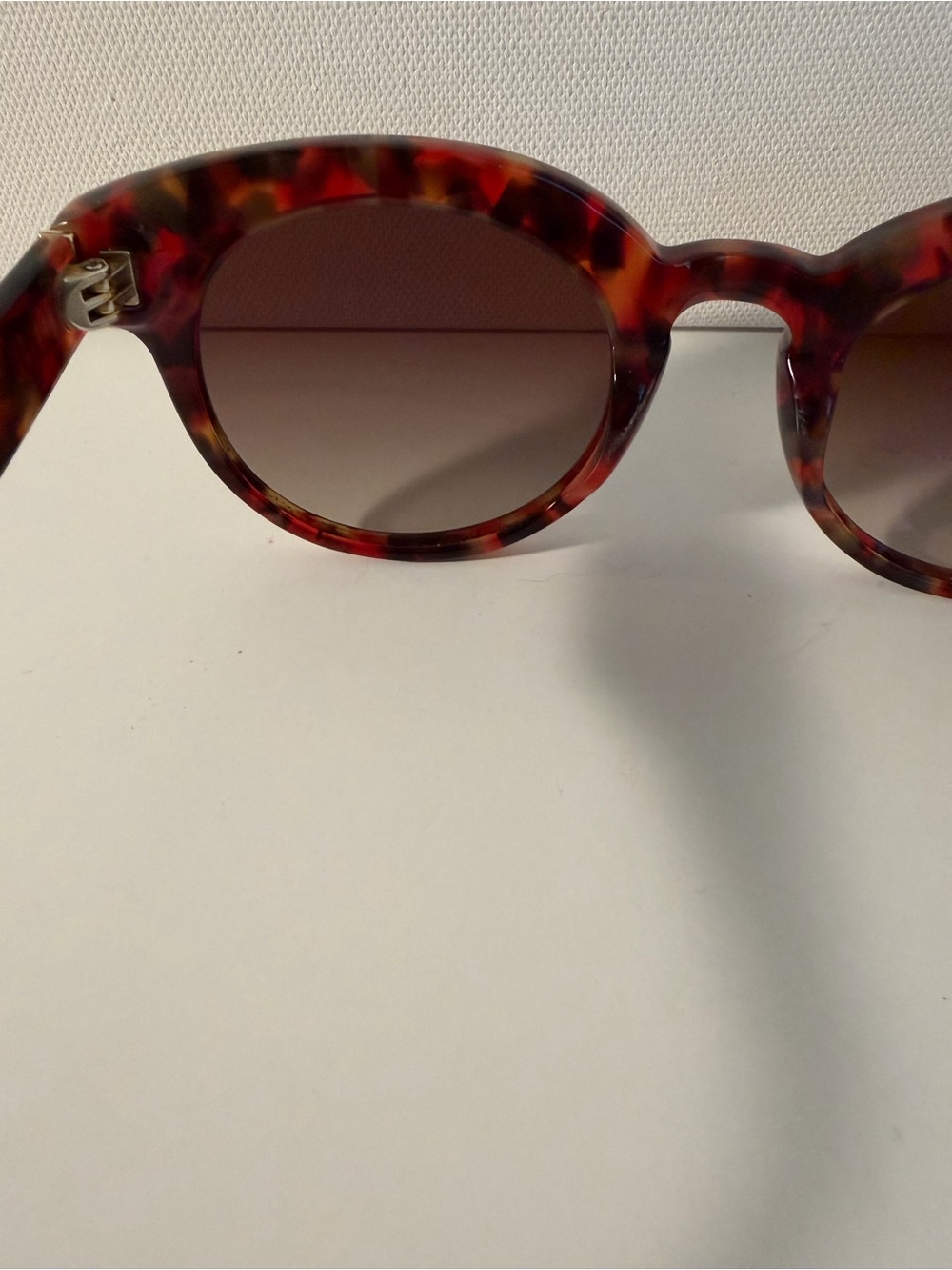 Warby Parker Elle Tortoise-Red Round Sunglasses with Gradient Brown Lenses - Picture 4 of 10